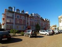 Казань, улица Бутлерова, дом 21А. многоквартирный дом