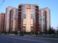 Kazan, st Chistopolskaya, house 86/10. Apartment house