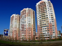 Kazan, Pobedy avenue, house 182. Apartment house