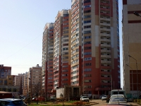 Kazan, Pobedy avenue, house 182. Apartment house