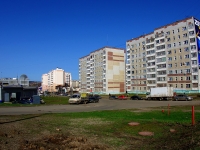 Kazan, Pobedy avenue, house 192. Apartment house