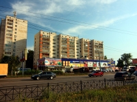 Kazan, Dekabristov st, house 8. Apartment house