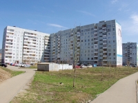 Kazan, Yulius Fuchik st, house 102. Apartment house