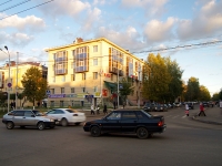 Almetyevsk, Lenin st, 房屋 43. 公寓楼