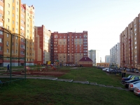 Almetyevsk, Shevchenko st, 房屋 144 к.2. 公寓楼