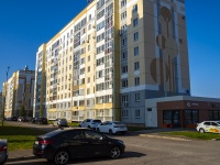 Nizhnekamsk, Fikryata tabeeva st, house 21. Apartment house