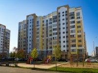 Nizhnekamsk, Fikryata tabeeva st, 房屋 27. 公寓楼