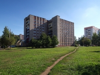 Nizhnekamsk, Khimikov avenue, house 26. Apartment house