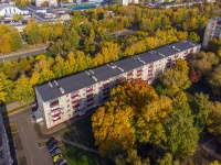 Nizhnekamsk, Khimikov avenue, house 44. Apartment house