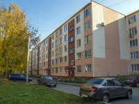 Nizhnekamsk, Khimikov avenue, 房屋 46Б. 公寓楼