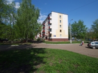 Nizhnekamsk, Khimikov avenue, 房屋 78Б. 公寓楼