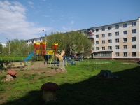 Nizhnekamsk, Khimikov avenue, 房屋 78В. 公寓楼