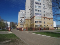 Nizhnekamsk, Shinnikov avenue, house 67. Apartment house