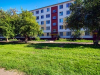 Nizhnekamsk, Yunosti st, house 19. Apartment house