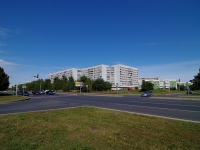 Naberezhnye Chelny, Khasan Tufan avenue, house 4. Apartment house