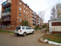 Chistopol, Engels st, house 103. Apartment house