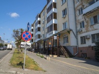 Izhevsk, Pushkinskaya st, house 186. Apartment house