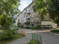 Izhevsk, Kommunarov st, house 220. Apartment house