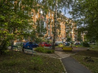 Izhevsk, Kommunarov st, 房屋 220А. 公寓楼