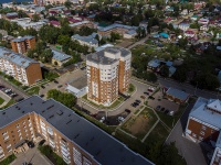 Воткинск, улица Кирова, дом 58. многоквартирный дом