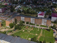 Votkinsk, Kirov st, house 62. Apartment house