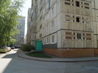 Ufa, Yury Gagarin st, house 68. Apartment house with a store on the ground-floor