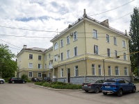 Oktyabrskiy, Lenin avenue, house 25. Apartment house