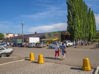 Salavat, shopping center "Гостиный двор", Lenin st, house 42