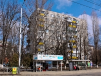 улица Атарбекова, house 13. многоквартирный дом