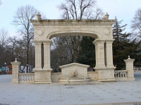 Goryachy Klyuch, st Psekupskaya. sculpture composition