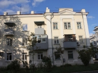 Novorossiysk, st Gubernskogo, house 18. Apartment house