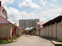 Stavropol, Dovatortsev , 房屋 75. 公寓楼