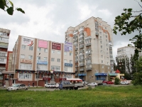 Stavropol, Dovatortsev , 房屋 67. 公寓楼