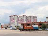 Stavropol, Dovatortsev , 房屋 84/1. 公寓楼