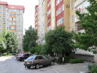 Stavropol, Pirogov st, 房屋 68/4. 公寓楼