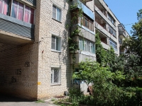 Stavropol, Morozov st, house 105. Apartment house