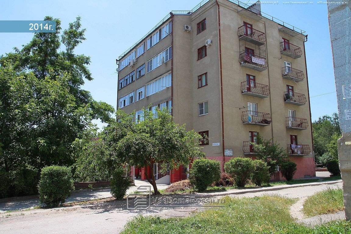 Бульдозер оранжерейная ул 22а пятигорск фото Pyatigorsk, Oranzhereyny Ln house 11. Apartment house