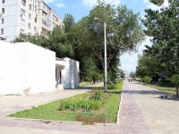 阿斯特拉罕, Zvezdnaya st, 街心公园 