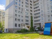 Vladimir, Lenin avenue, house 42. Apartment house