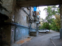 Volgograd, Parkhomenko st, house 27. Apartment house