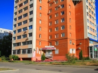 Volzhsky, Druzhby st, house 107. Apartment house