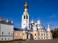 соседний дом: пл. Кремлёвская, дом 3/1. колокольня Софийского Собора