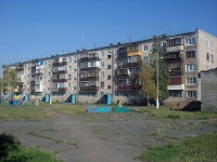 Братск, улица Гагарина, дом 61. многоквартирный дом