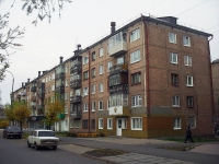 Братск, улица Мира, дом 42. многоквартирный дом