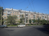 Братск, улица Мира, дом 44. многоквартирный дом