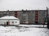 Vikhorevka, Dzerzhinsky st, house 93. Apartment house