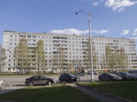 Kemerovo, Lenin avenue, 房屋 143. 公寓楼