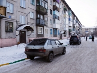 Novokuznetsk, Oktyabrsky avenue, 房屋 55. 公寓楼