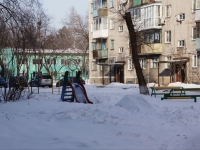 Novokuznetsk, Oktyabrsky avenue, 房屋 61. 公寓楼