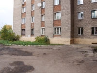 Novokuznetsk, Stroiteley avenue, 房屋 79. 公寓楼